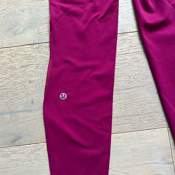 Lululemon align leggings size 2 - Picture 3 of 4